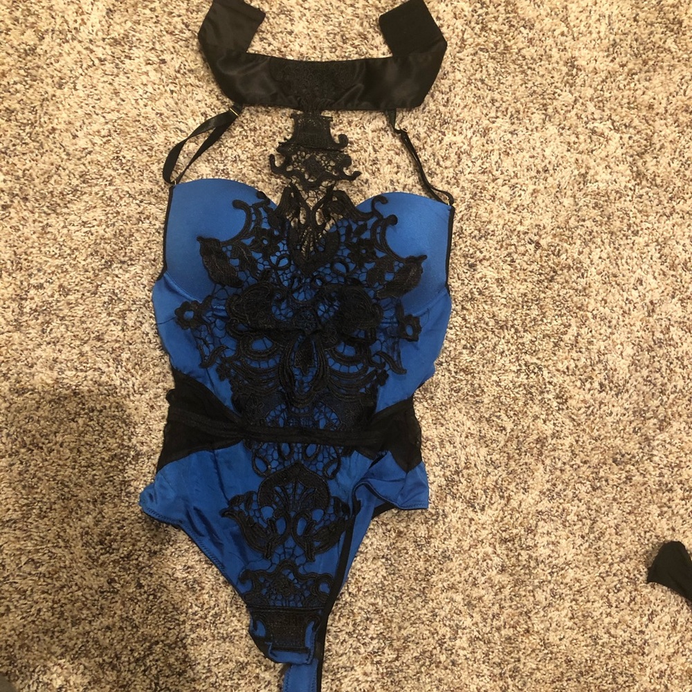 36D Teddy - Fredericks